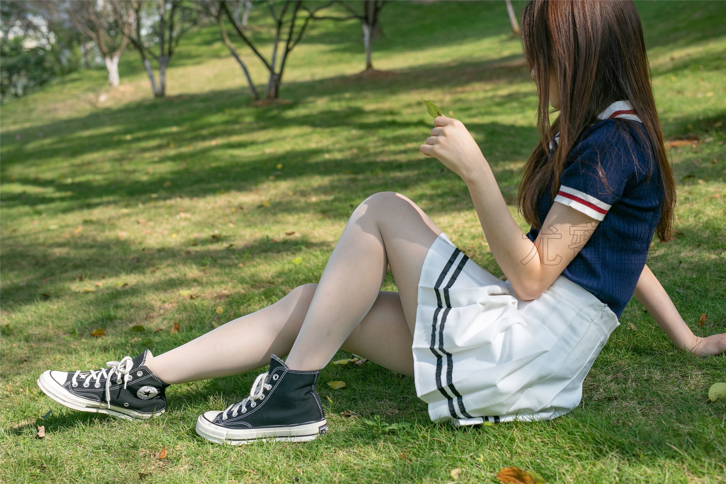 尤蜜丝 穿搭写真 NO.035